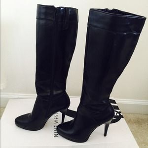 Nine West boots - only worn once!