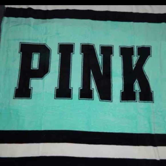 PINK Victoria's Secret Accessories - Victoria's Secret PINK blanket. No trades.