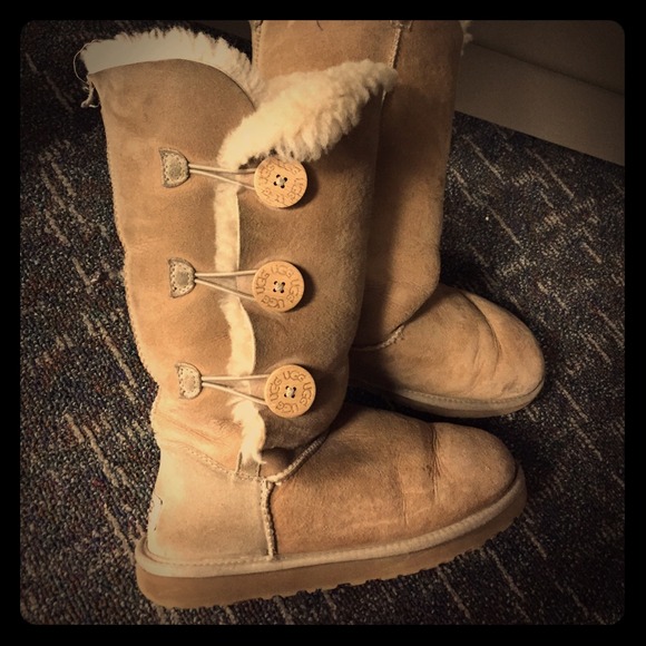 UGG Shoes - SOLD