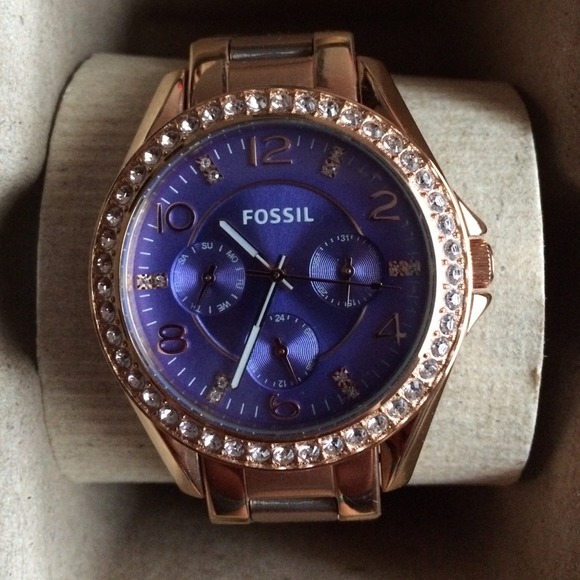 Fossil Jewelry - Gold Fossil watch