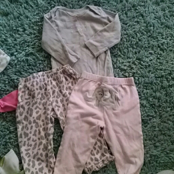 Toddlers 12 month outfits - Picture 4 of 4