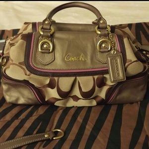 FOR HEATHER TRADE Gorgeous coach Ashley bag