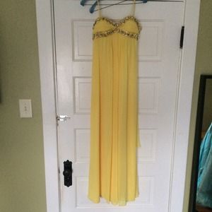 Maryl couture from Nordstrom, size 0