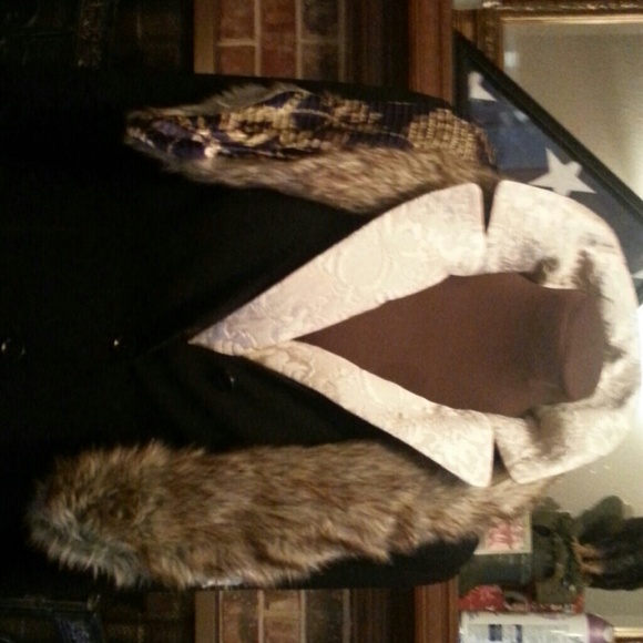 Blazer Calvin Klein woman's.Stole goes with.