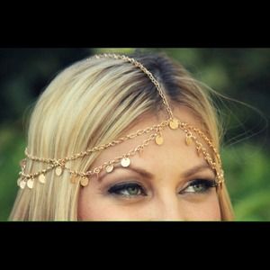 CHAIN HEADPIECE