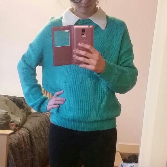 Warm and cute knit sweater - Picture 2 of 3