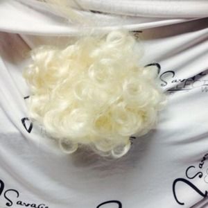 More wiglets color # white blonde or # 14 color