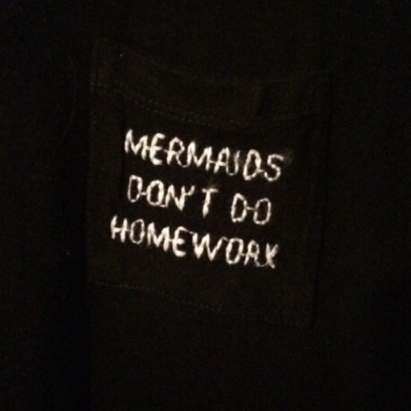 Brandy Melville Mermaid Pocket Tee SOLD - Picture 3 of 3