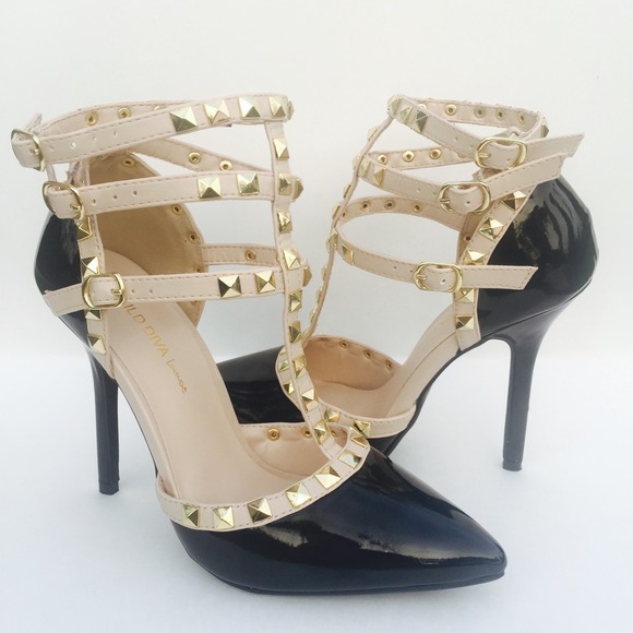 BLACK STUDDED SHOES🎅🎄🎁