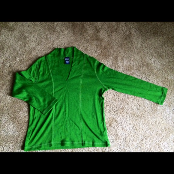 Rafaella sweater, size S.
