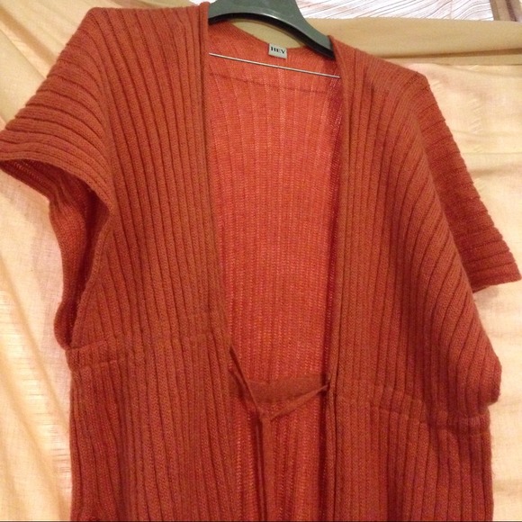 Fall/Winter Top - Picture 4 of 4