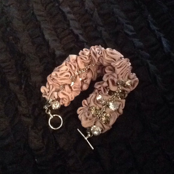 Grey rhinestone Nordstrom's bracelet - Picture 4 of 4