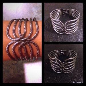 Magnetic CUFF bracelet!!