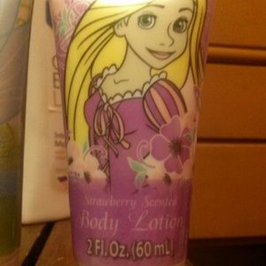 Small tinker bell and repunzel body lotion for kid