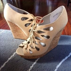 Hinge lace up nude wedges