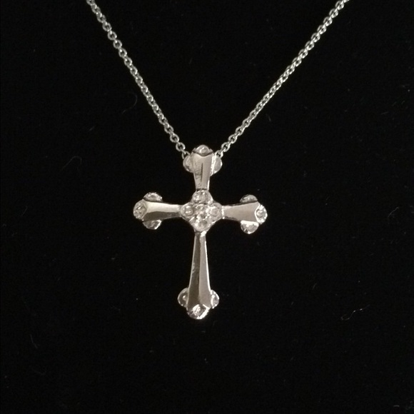 🎉HP🎉14k Wht. Gold Cross Necklace - Picture 2 of 4