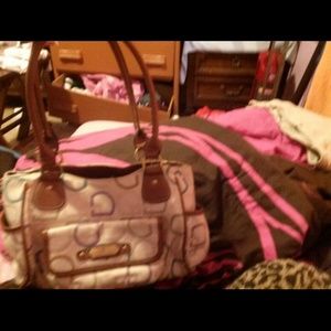 Vary cute!! Treviso purse brown and tan