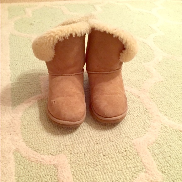 Short Ugg Boots