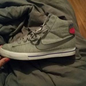 Gray Nike High Tops with Pink and Purple Accents