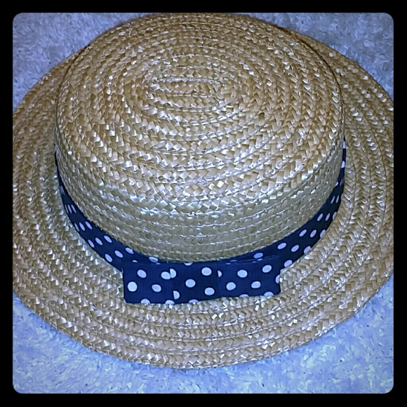Straw bow hat