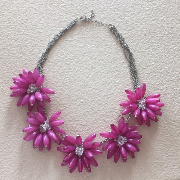 Flower statement necklace