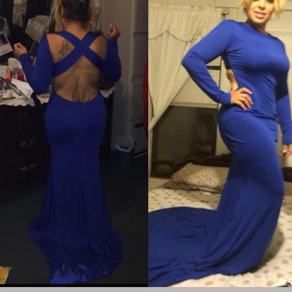Stunning blue dress polyester material