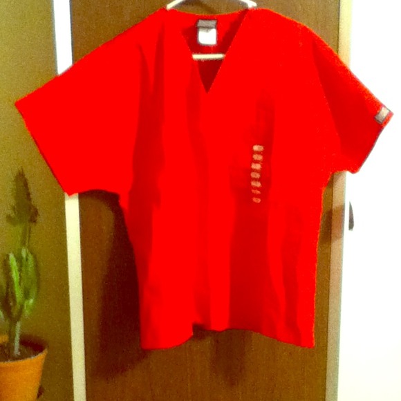 New red small Cherokee scrub top