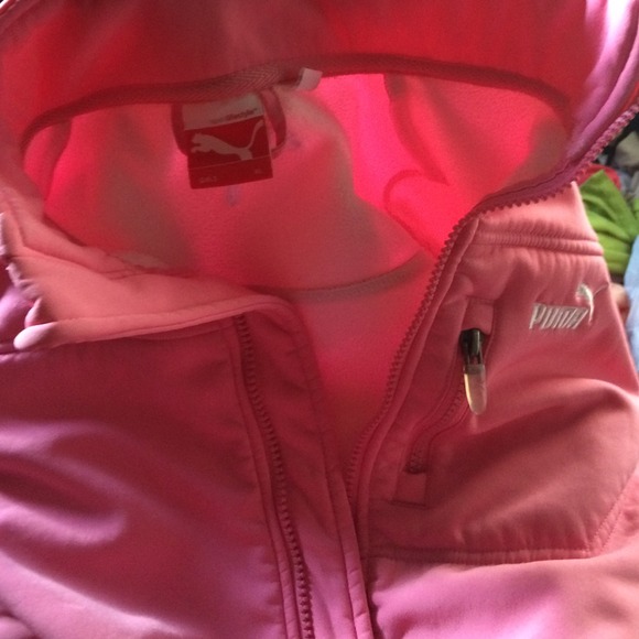 🚫🚫sold🚫🚫Puma fitness jacket - Picture 3 of 4