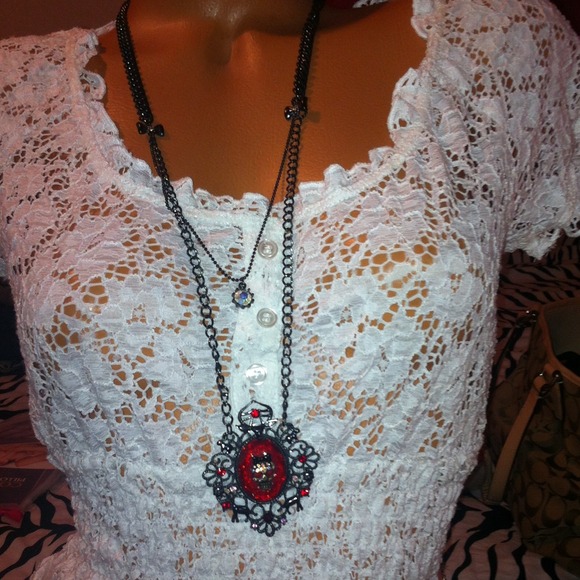 Betsey Johnson black long chain skull necklace