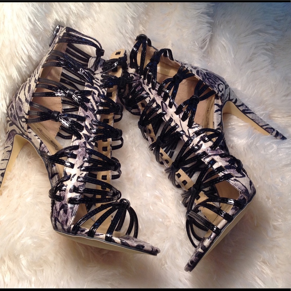 WILD ROSE JESSIE Woven Snakeskin Jungle Print Cage - Picture 2 of 4