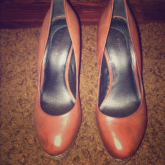 Brown heels PRICE CUT✂️✂️✂️