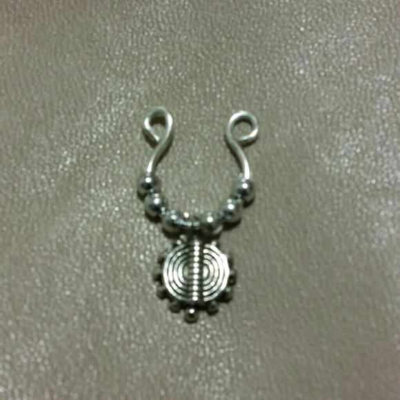 Non Pierced Silver Shield Septum Ring - Picture 1 of 2