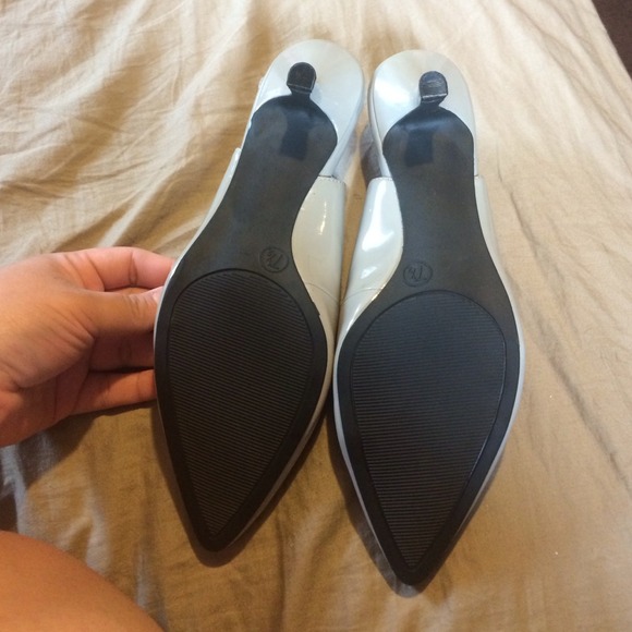 👠 Nude Pointy Heels👠 - Picture 3 of 4