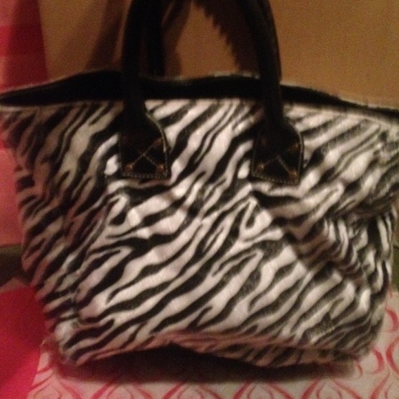 Purse - Picture 2 of 3