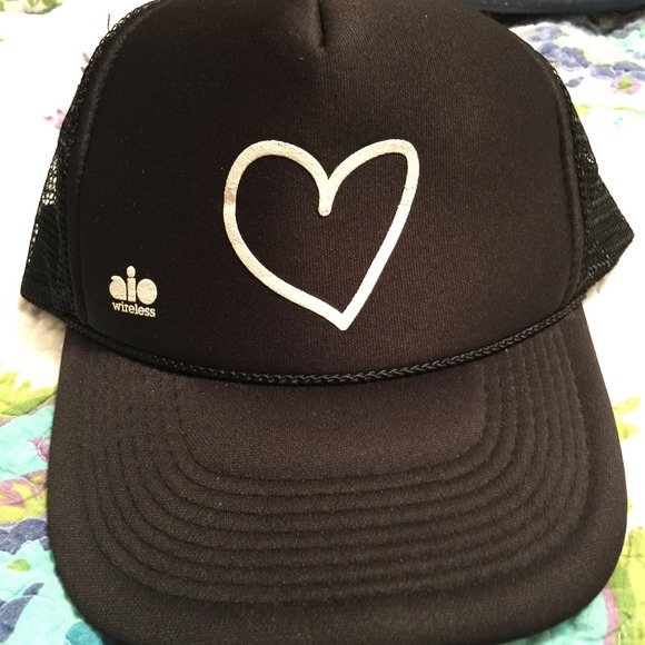 Aio wireless hat