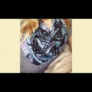 Decorative infinity scarf