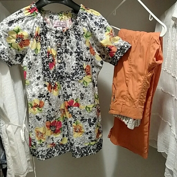 Scrub set, who says work clothes have to be drab!
