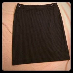 White House black market black skirt