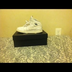 Air Jordan 1 MID white/grey