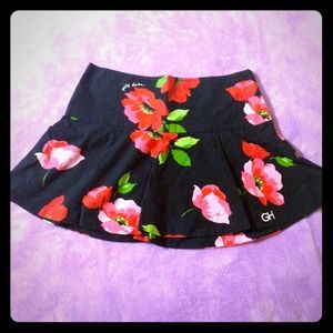 LOW PRICE! New Gilly Hicks Floral Mini Skirt