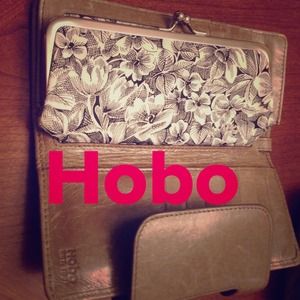 Hobo wallet with strap
