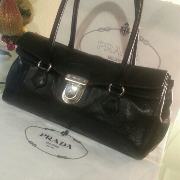 499 00★★HOST PICK★★Legit Prada  hand bag **