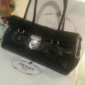 499 00★★HOST PICK★★Legit Prada  hand bag **