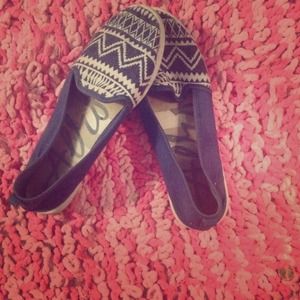 Shoes (: