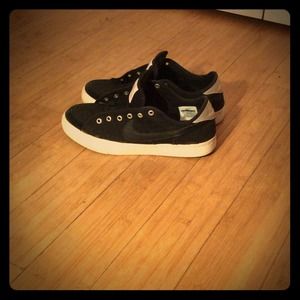 Men's nike shoes