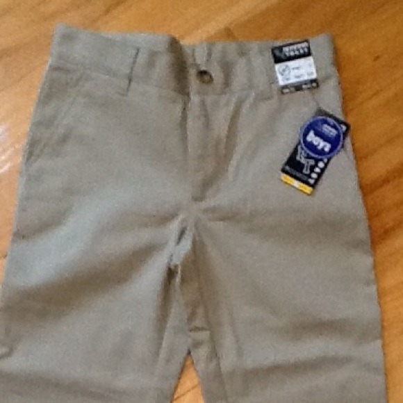 BOYS NWT khaki pants (FRENCH TOAST BRAND) size 10