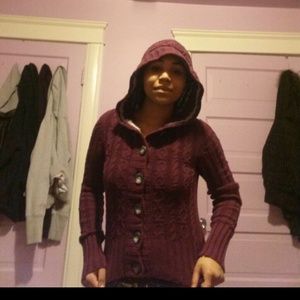 Vary beautiful sweater from aeropostale