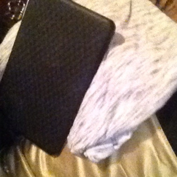 Kobo E-reader - Picture 2 of 3