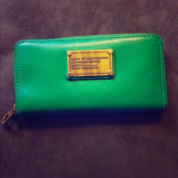 Marc by marc jacobs wallet green