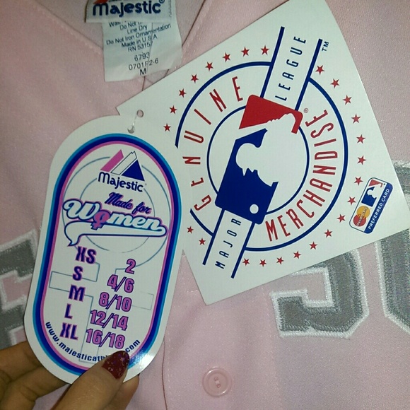 LAST DAY!! CLOSET CLOSING!! π25% off bundles!π - Picture 2 of 3